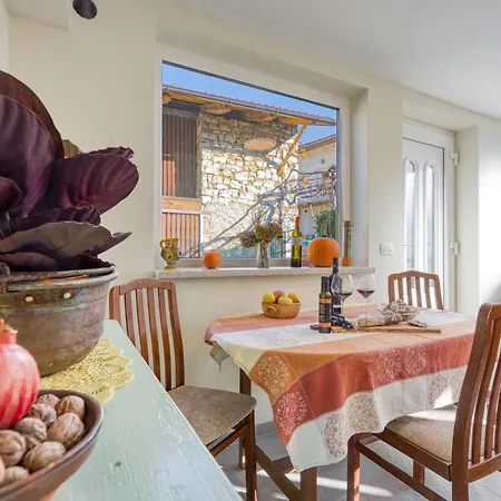 Leonarda With Terrace And Garden - Happy Nyaraló *